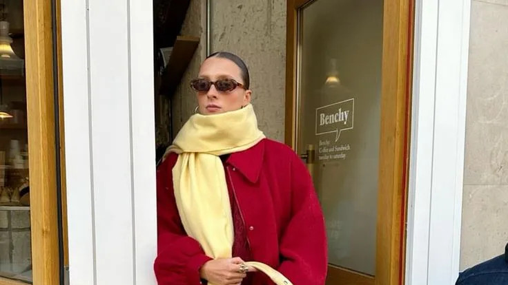 红 + 黄才是秋冬顶流配色，复古又显白！