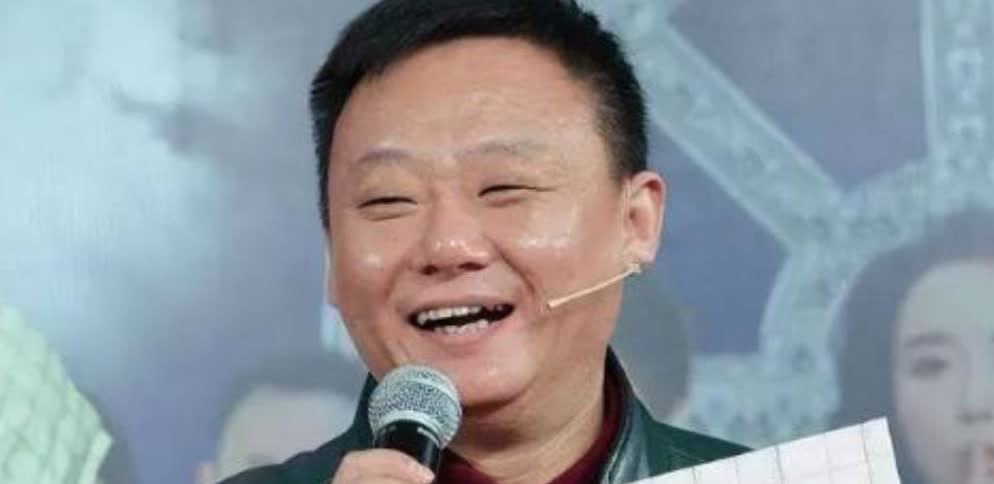 他是国家一级演员，10登春晚，倾家荡产陪妻子抗癌23年
