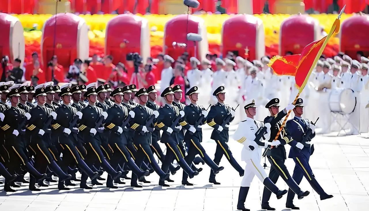 “耀武扬威”一词通常被赋予贬义，
但我愿把“耀武扬威”理解成褒义。
今年的九三阅