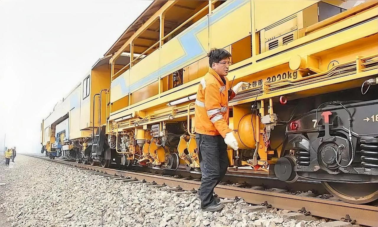 中国铁路乌鲁木齐局发布公告五拟录用人员名单，多少家长与毕业生意难平！
近日乌鲁木