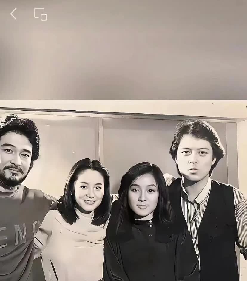 全网求答案—1982年绝密档案！林青霞吕秀菱盛世美颜，刘文正儒雅依旧，最左边这位