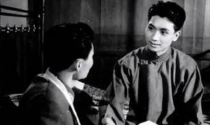 1941年，地下党员宋更新不幸被捕，惨遭敌人的枪杀，然而他身中三枪，却没有立刻死