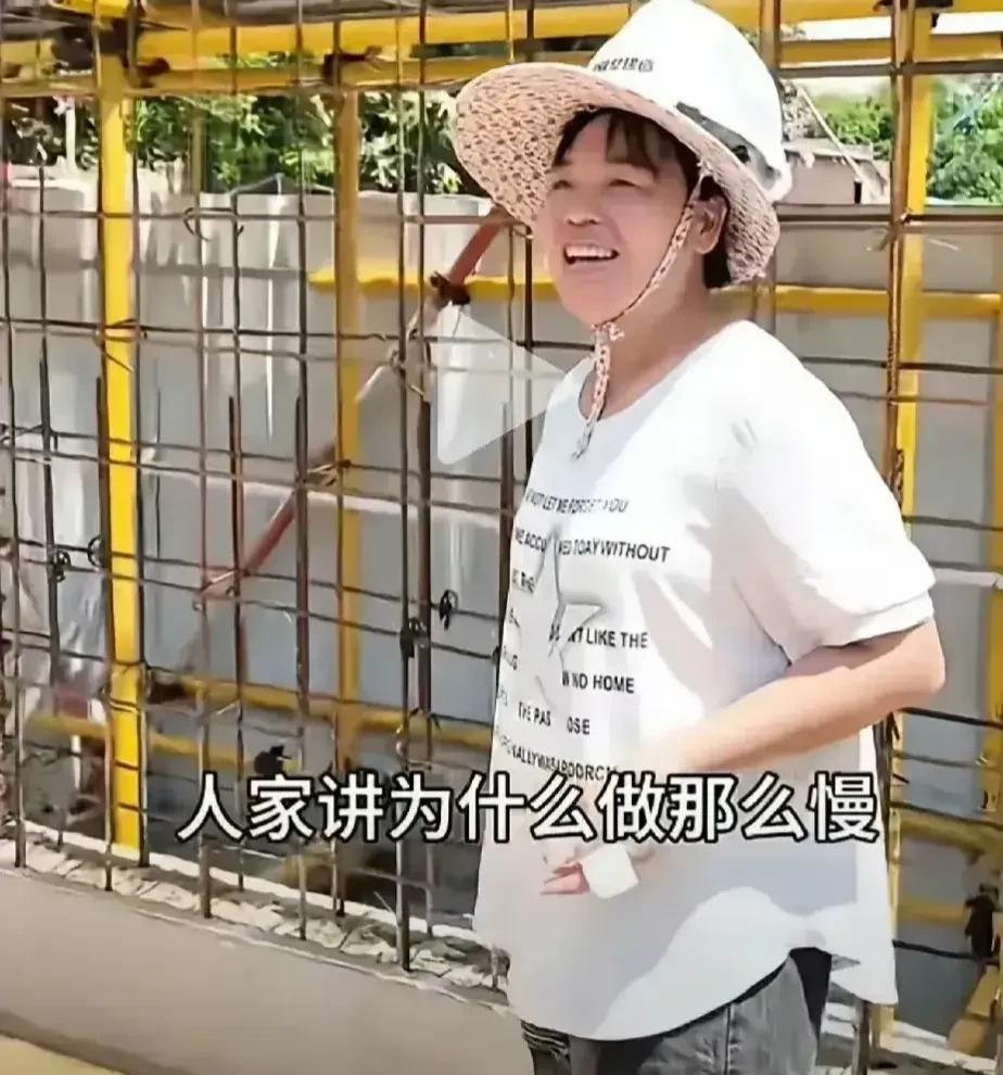 据说全红婵家的全智能新房盖好就可拎包入住。
施工的人自豪，入住的人也很自豪！
全