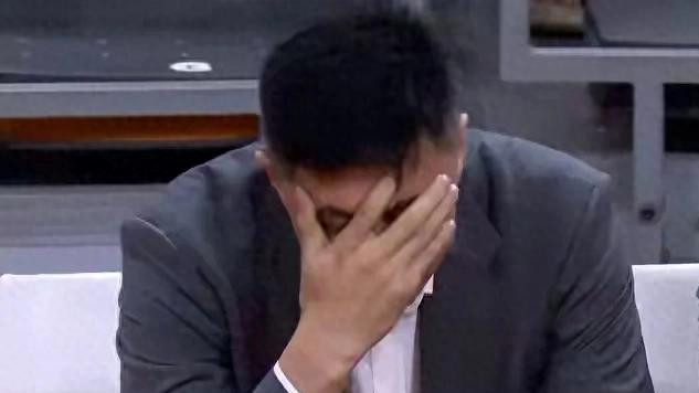 袒护段铸及庆！CBA发表倡议，要求尊重裁判，广东名嘴：裁判很烂