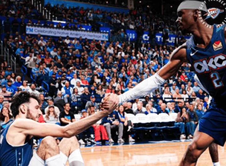 NBA常规赛，雷霆以113-99战胜国王。
本场比赛，雷霆内线切特-霍姆格伦出战