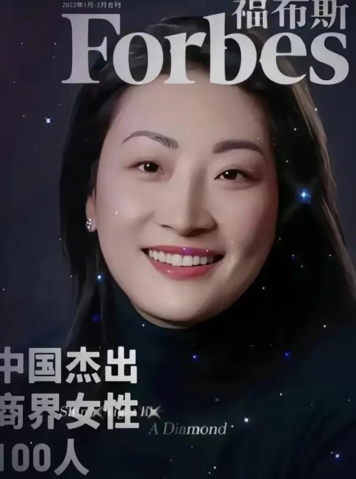 宗馥莉是真带劲——1米75的个子，身板扎实，跟女篮运动员似的，往那儿一站就有股压