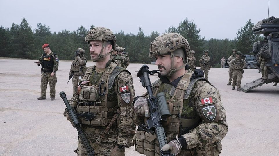 特朗普与卡尼隔空互呛，加拿大模拟美国入侵推演