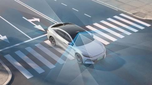 比亚迪天神之眼辅助驾驶车型月销再破31万，累计装车量超230万