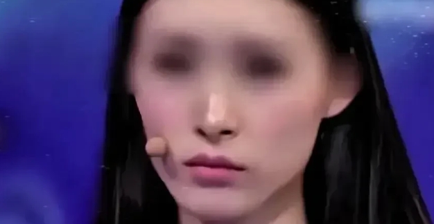 李霄霄:已婚的何倩雯跟健身房教练俞亮搞上了，怀上孩子后回家跟老公李洋坦白，没想李