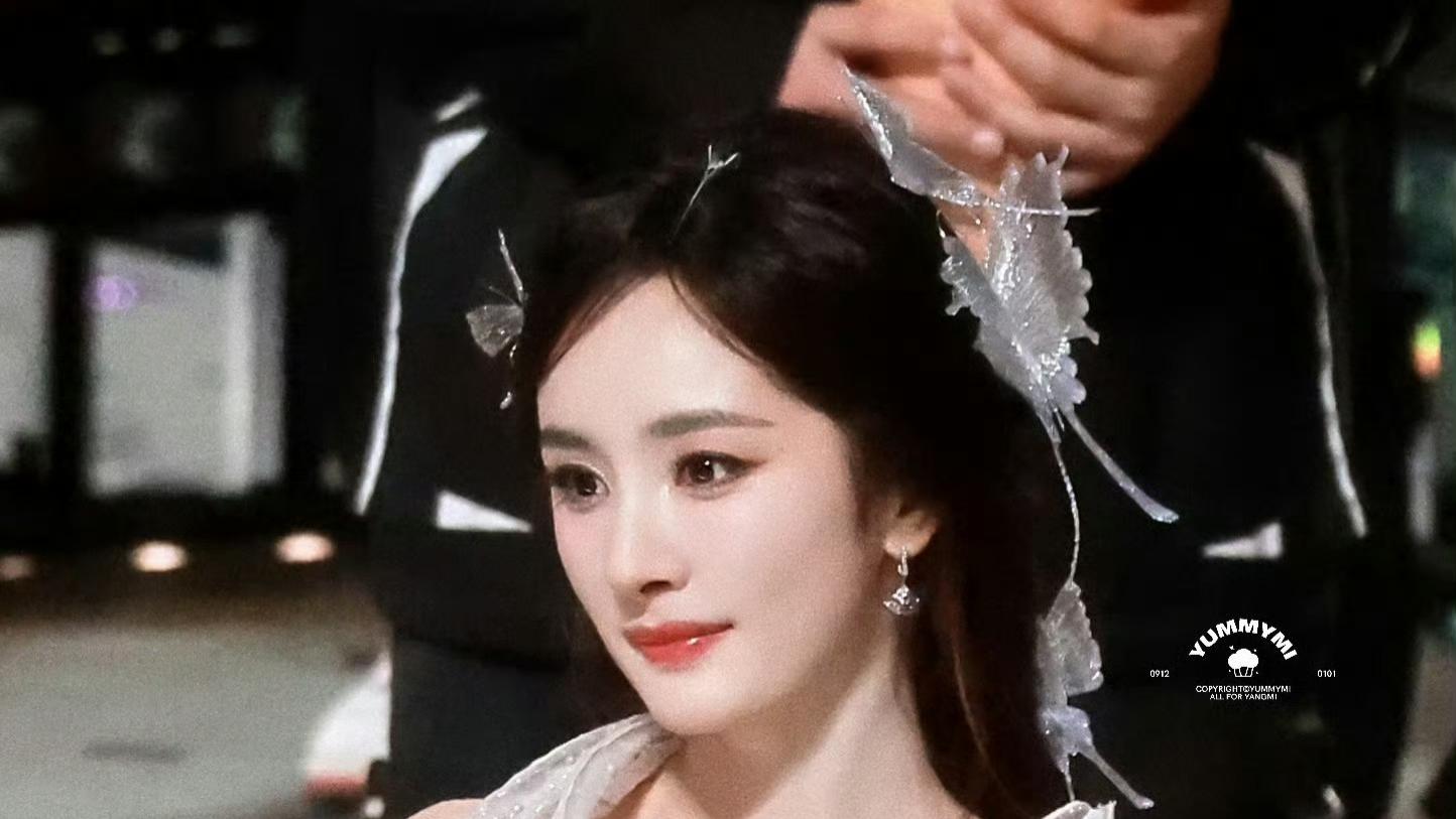 风格多变的杨幂