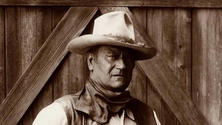 谁年轻时还不是个小鲜肉？美国西部片之王，文化偶像约翰·韦恩