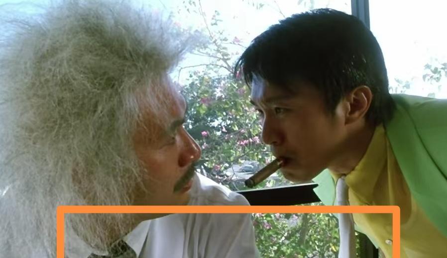 笑泪交织的经典：长大后才看懂的周星驰。
如今再重温周星驰的港版经典老电影，总忍不