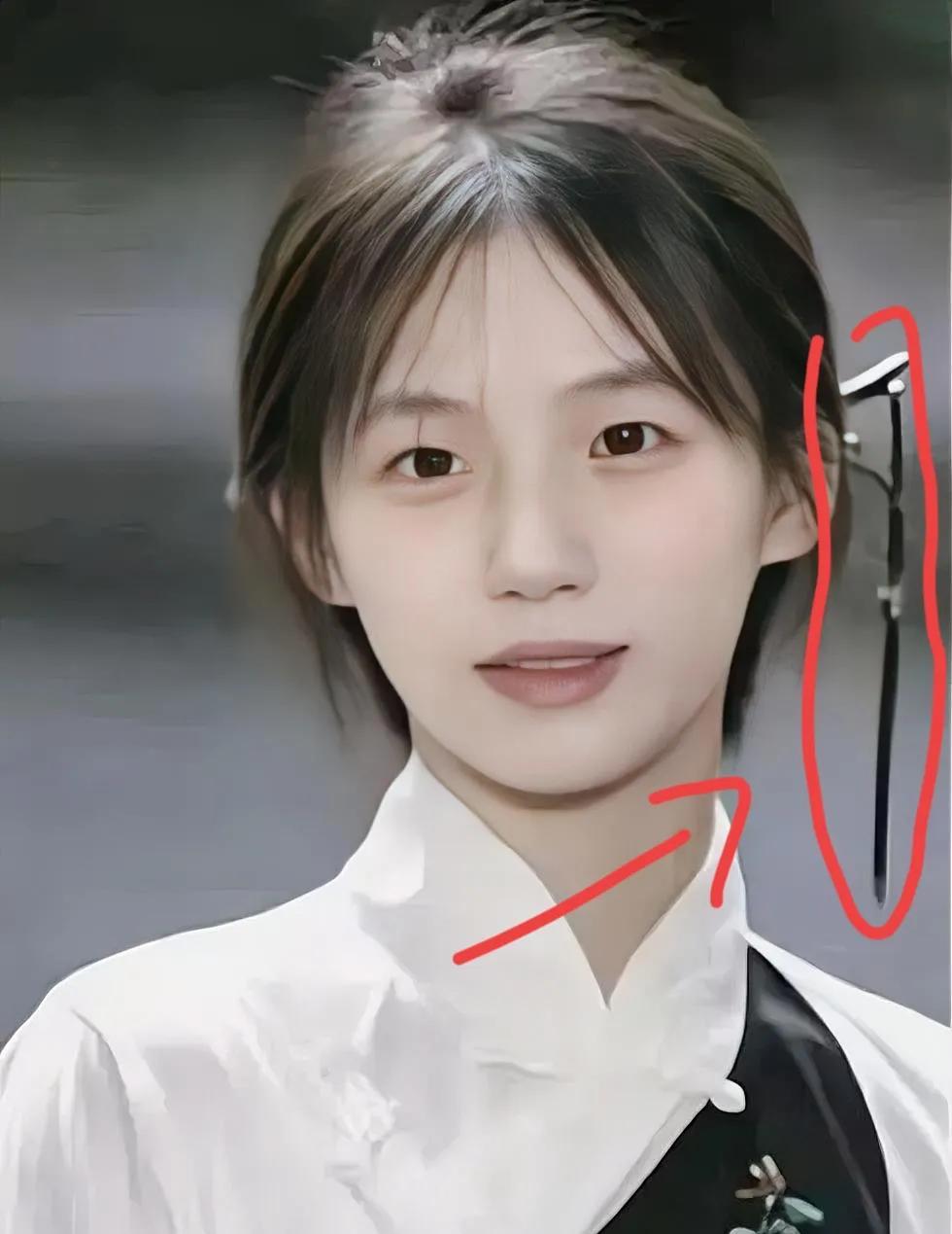 现在全网最烦恼的人应该就是陈芋汐了吧？  
她烦恼不是因为比赛总拿银牌  
也不