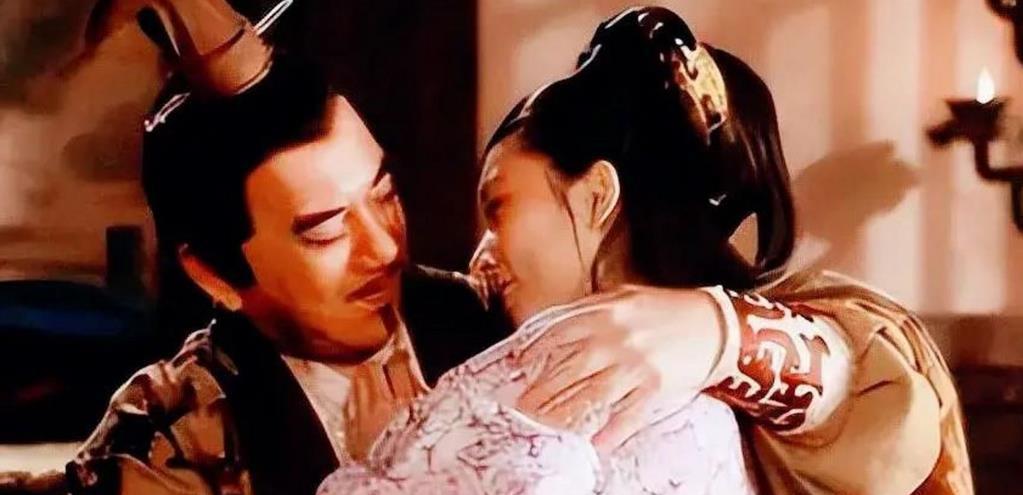 1617年，徐霞客偷偷宠幸了发妻侍女周氏，并怀了身孕，谁料，待徐霞客云游回家时，