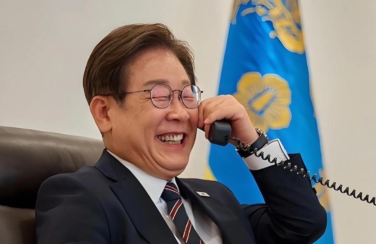 可能是特朗普在联大演讲时吹嘘自己的能力起作用了，李在明请求特朗普出面来缓解朝鲜半