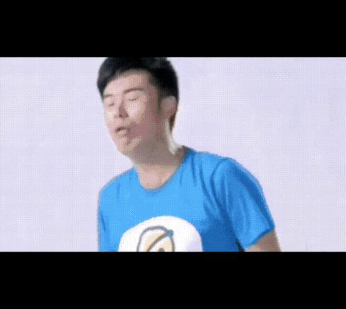 这剧情，有点像卓别林电影。