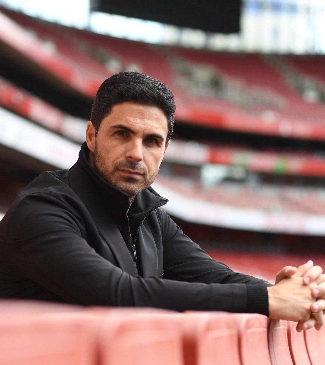 英超阿森纳客场2:0战胜伯恩利后继续领跑英超。而赛后主教练阿尔特塔谈到哲凯赖什说