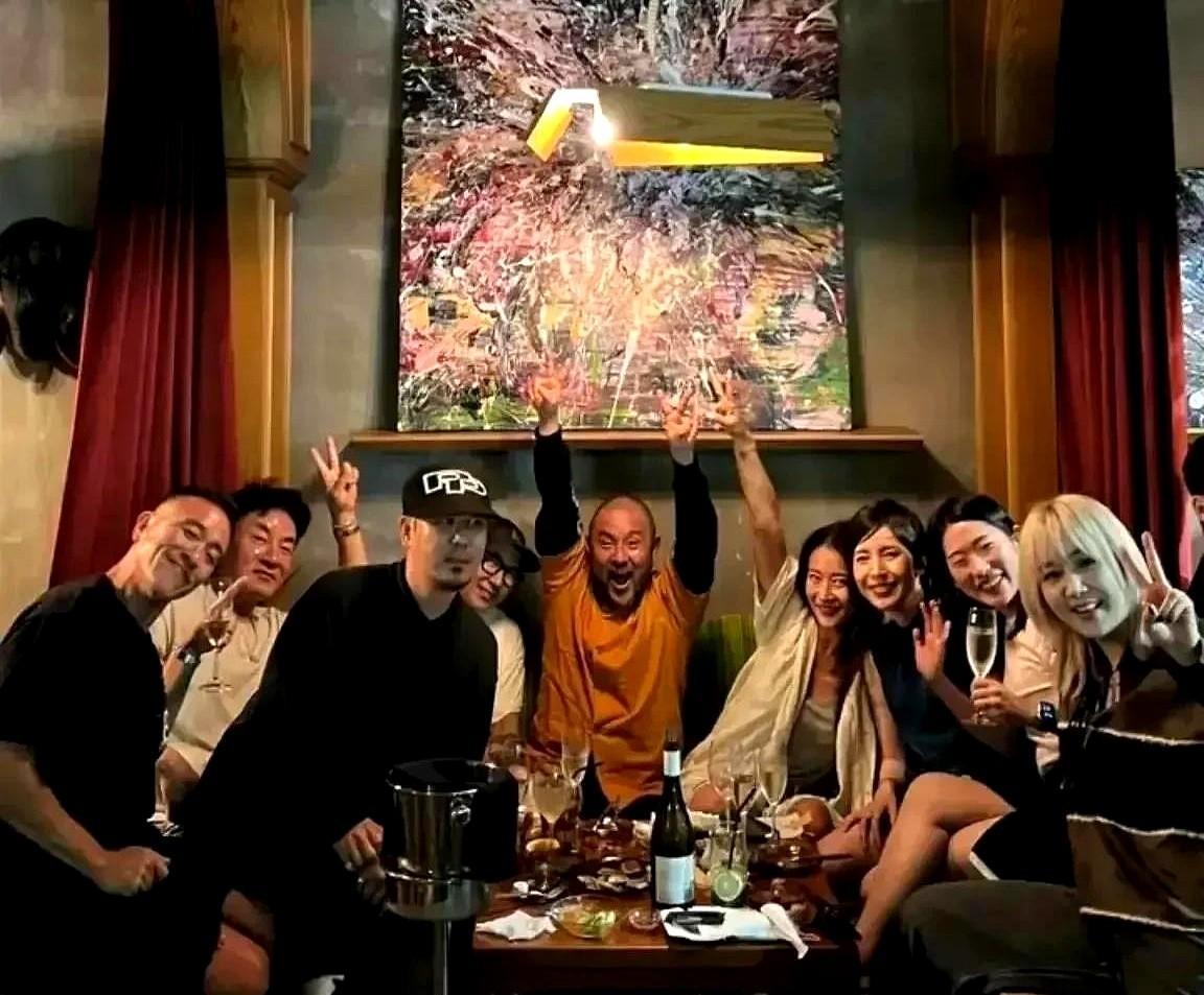 证据来了！
大S和具俊晔在一起，最幸福的时光不是三年，是两年！
第三年是具俊晔最
