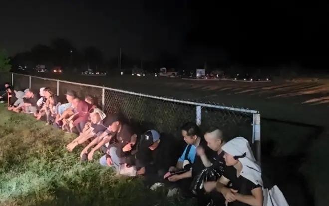 美国打算遣返3.6万中国籍非法移民，中国为何拒绝接收？
这帮人就是网上常说的“润