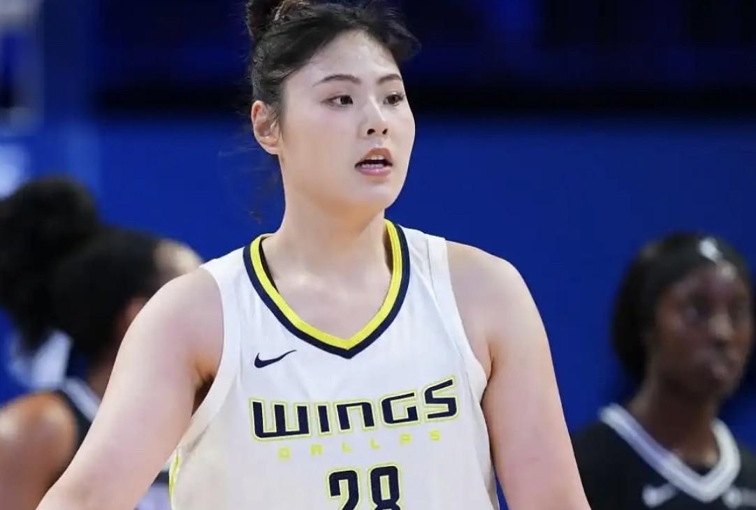 WNBA：中国女篮选手李月汝今日将首发出战
达拉斯飞翼队今早8:00公布首发名单
