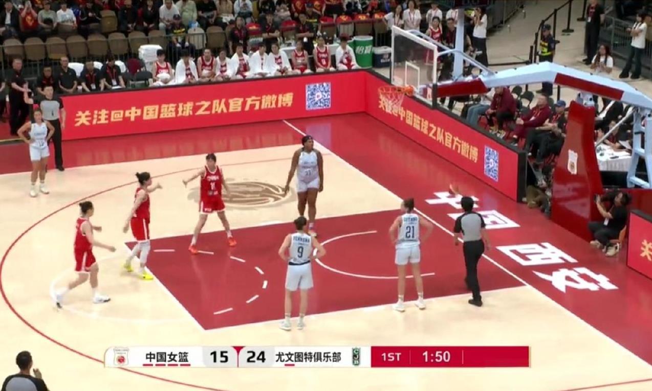 中国女篮半场41：38领先尤文图斯女篮，中国女篮核心韩旭得到11分。中国女篮的问