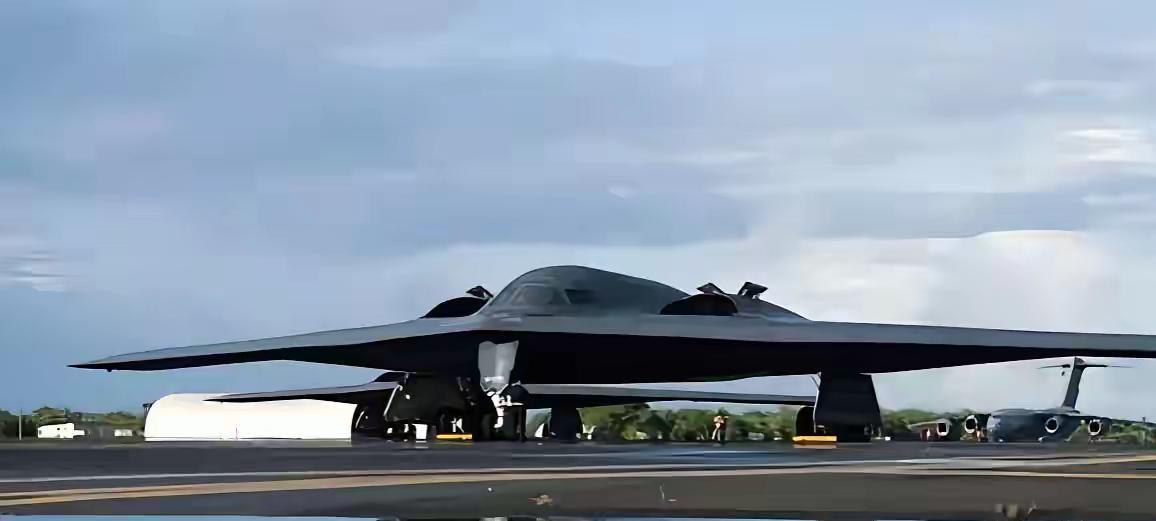 美国可能失算了，本以为出动B2	空袭伊朗核设施后，就可以彻底的震慑伊朗。但没想到