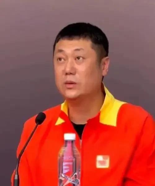 煮熟的鸭子又飞了？
#夏日生活打卡季#
        昨晚世联赛中国女排以2：