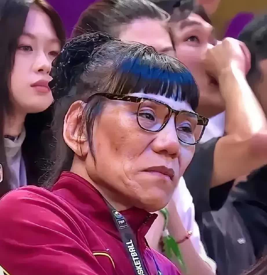 郑海霞今晚可能会失眠的，因为张子宇在她退役多年后，已经在她的位置上打出了更大的差