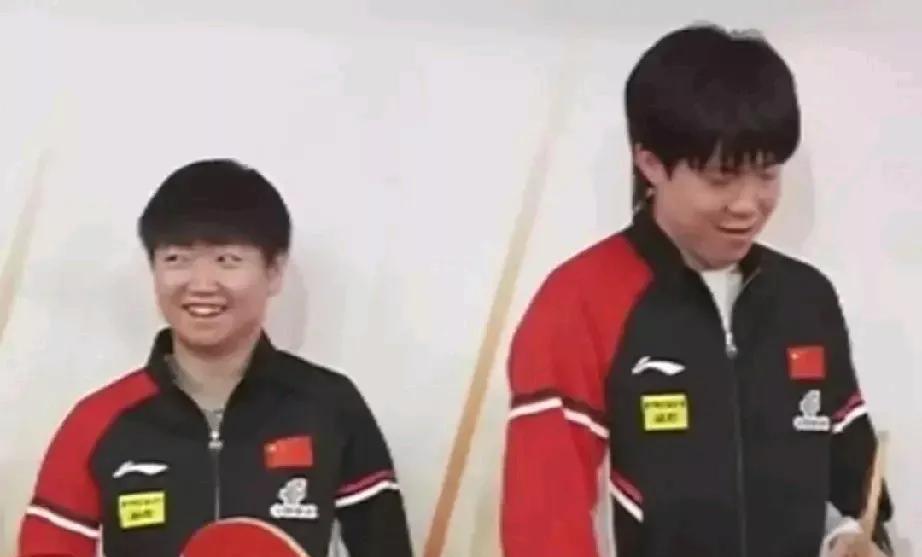 王楚钦摊牌了，彻底不装了，
今天的王楚钦比吃蜜还要甜，
从活动开始到结束，
那小