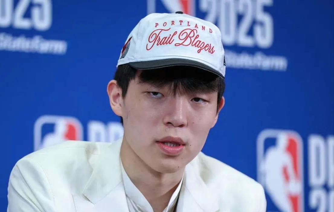 终于开窍了！篮协同意杨瀚森不参加亚洲杯，可惜了姚明当年没这待遇
今日中国篮协发布