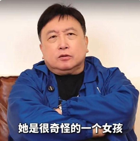 王晶说张柏芝 “身体弱”？看她片场 8 小时睡愈发烧，背后原因让人心疼