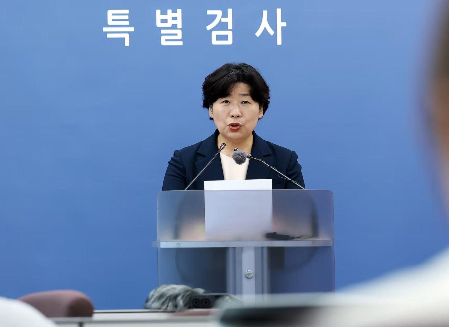 尹锡悦要审查，特检组交记录了











天呐！前总统尹锡悦竟然要搞事