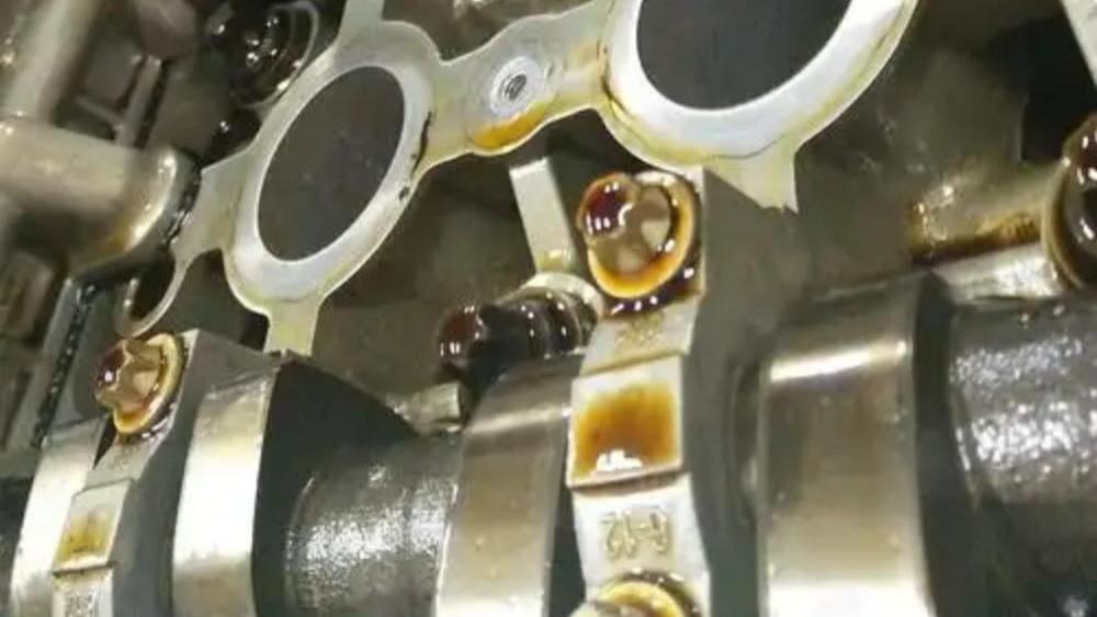 3000公里的“疗程”：润滑系统清洗剂，是科学养护还是心理安慰？