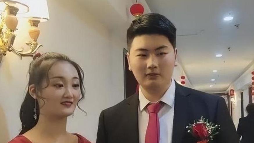 大衣哥不再回避，坦白儿女“自理问题”的真相，否则不会出此下策