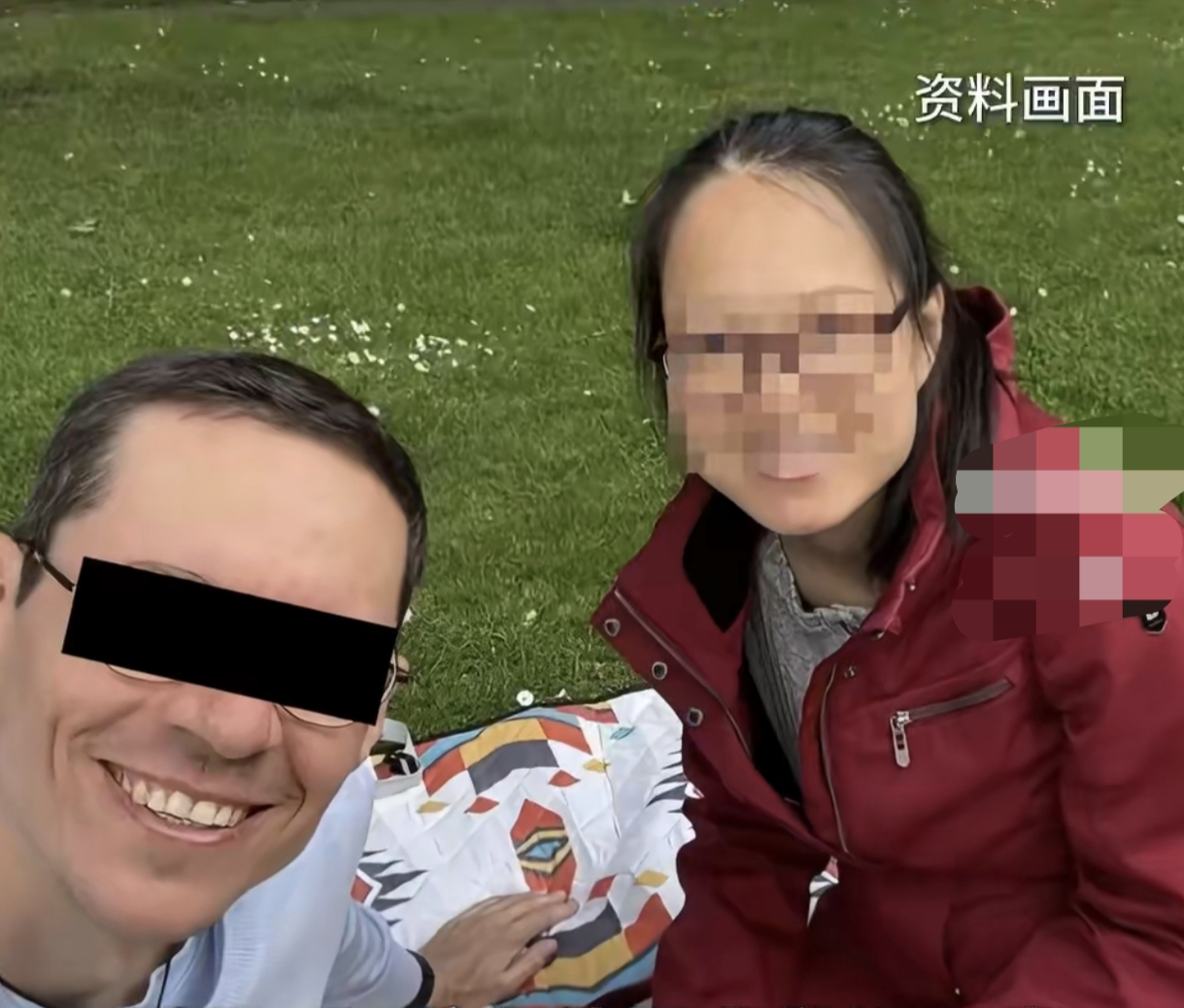 中国女博士与两个月大女儿在德国遇害,外籍丈夫涉嫌谋杀后自残
就在德国杜塞尔多夫，