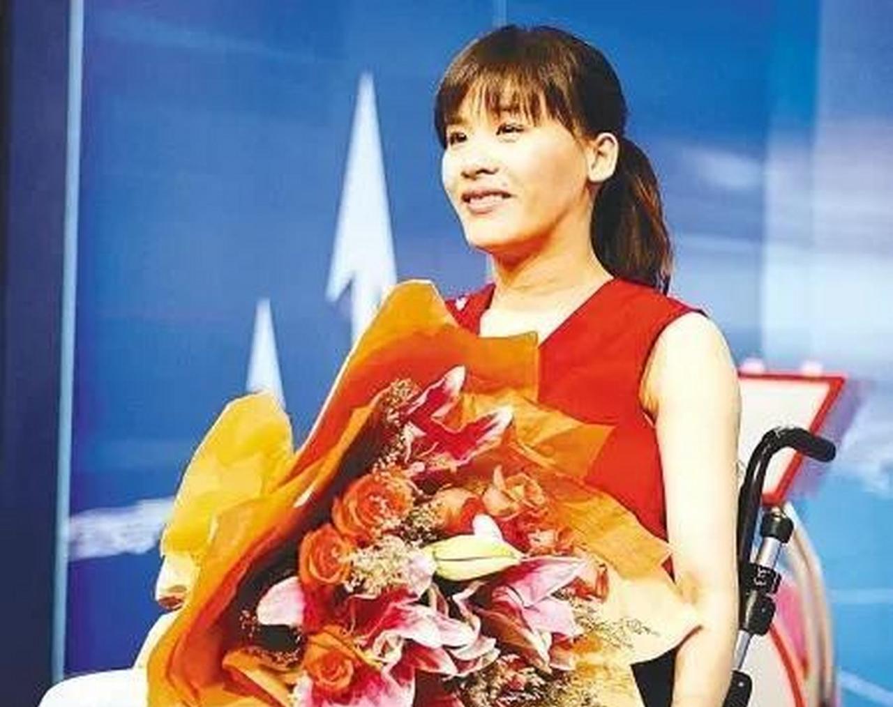 “桑兰一直在撒谎！”1998年“跳马皇后”桑兰在一场运动会上摔伤，导致高位截瘫，