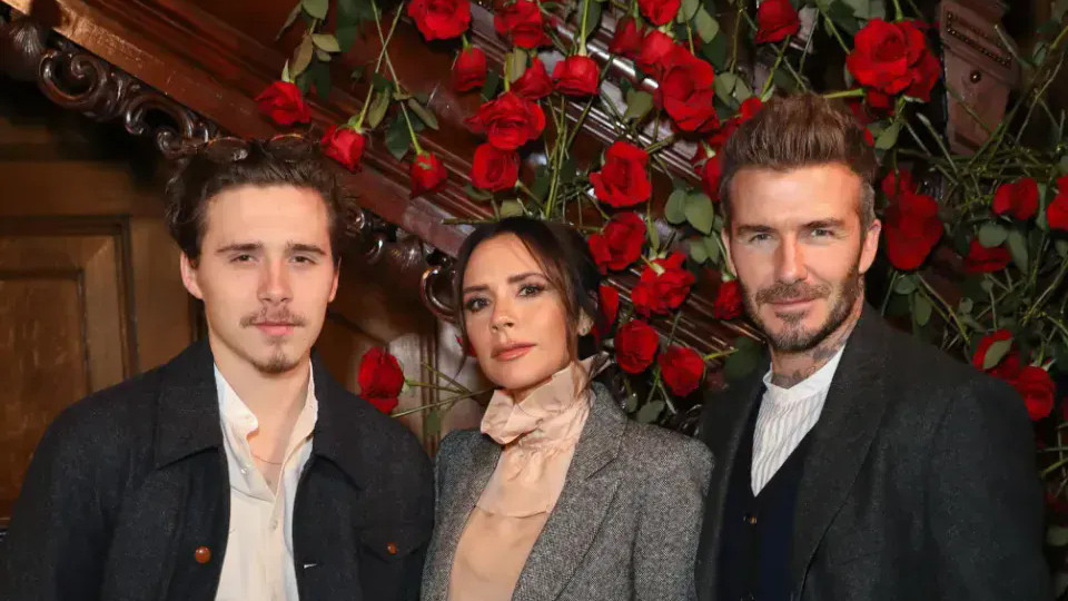 七位数天价邀约！布鲁克林夫妇要曝贝克汉姆家族丑闻？