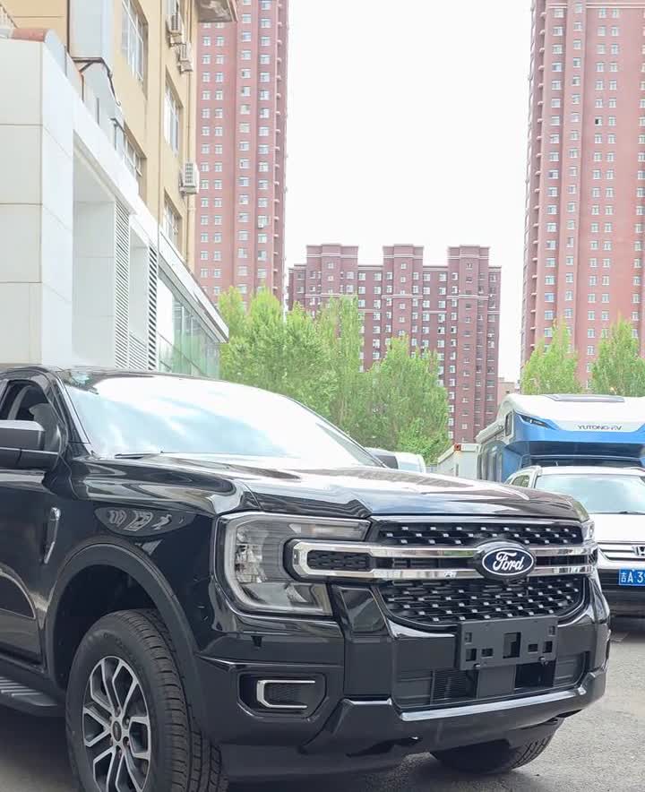十多万的福特游骑侠已经卖疯了，现在告诉你只需要加3万块钱就可以得到一台没有15年