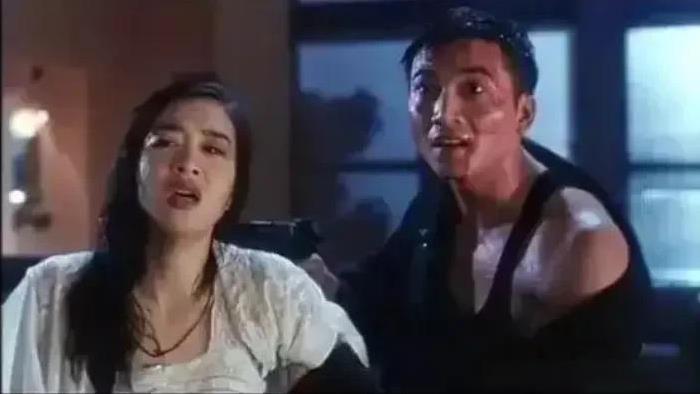 你们见过这样“英雄救美”的吗？
  刘一刀是我在某市认识的一个人，他老家是辽宁某
