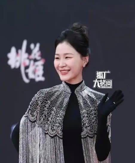 金靖：拒绝传统，以母姓书写育儿篇章