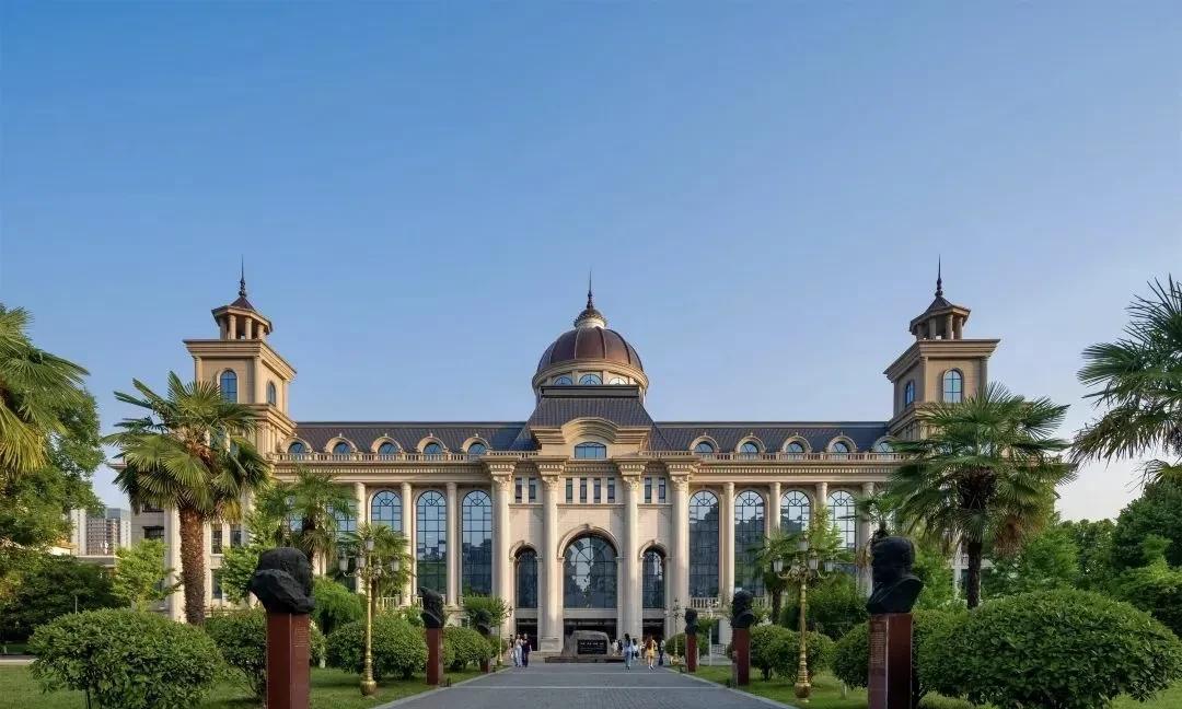 西安外事学院：正蒙教育，点亮青春
在第七届大学通识教育联盟年会上，西安外事学院凭