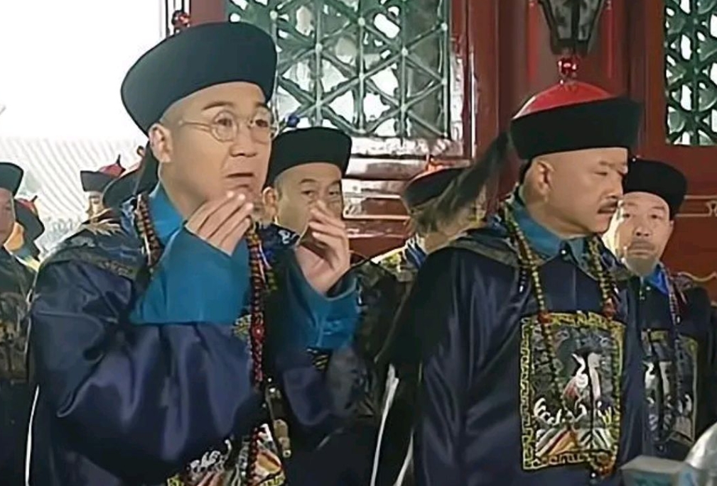 古代人会不会近视？古今眼镜大揭秘：你不知道的历史！