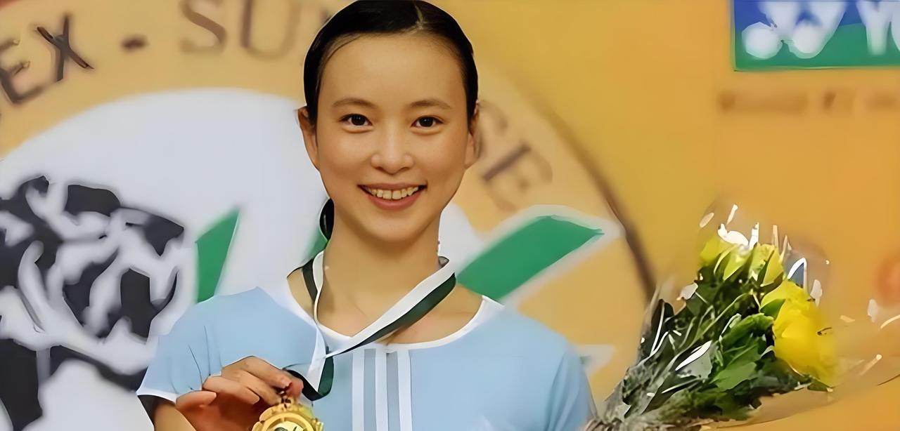 1999年，20岁的皮红艳在美国夺冠，没想到，却被教练踢出国家队，退队后，转头加