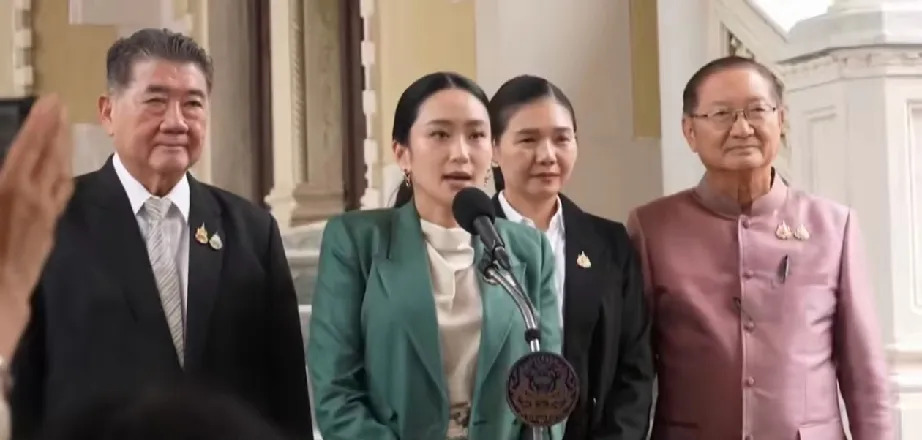 高铁暗战：东南亚枢纽之争白热化











惊天秘密曝光！洪森怒怼佩通