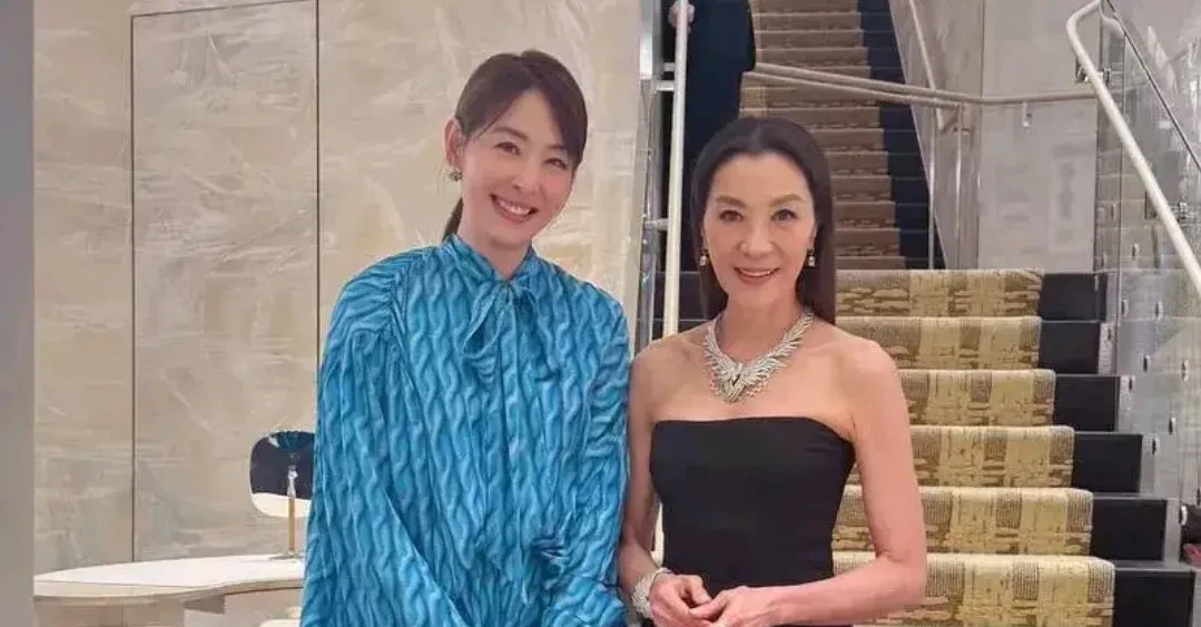 杨紫琼中国台北引争议











啥？杨紫琼竟然说“中国台北”？绿蛙们