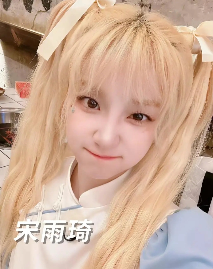 女明星双马尾，大家觉得怎么样？