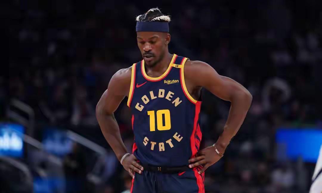 NBA名字是动物的球队即将全军覆没
鹈鹕无缘季后赛
马刺无缘季后赛
黄蜂无缘季后
