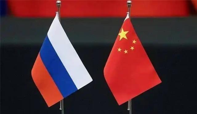 为什么中俄需要保持一定距离？这么说吧，普京的年纪摆在那，怕是撑不了太久，俄罗斯现