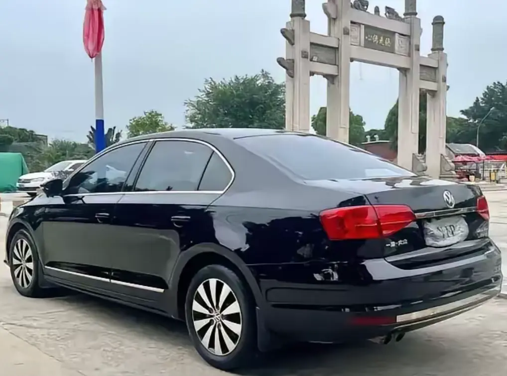 九年跑八万多公里，要价5.2万的车能买吗？