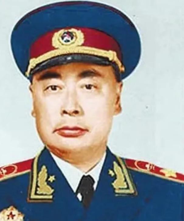1936年，叛变的地下党约陈毅到酒店里见面，没想到陈毅先去了叛徒家中，只因叛徒媳